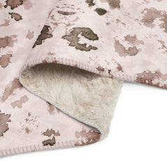 Trendy Animal Print Sherpa blanket lioness-love