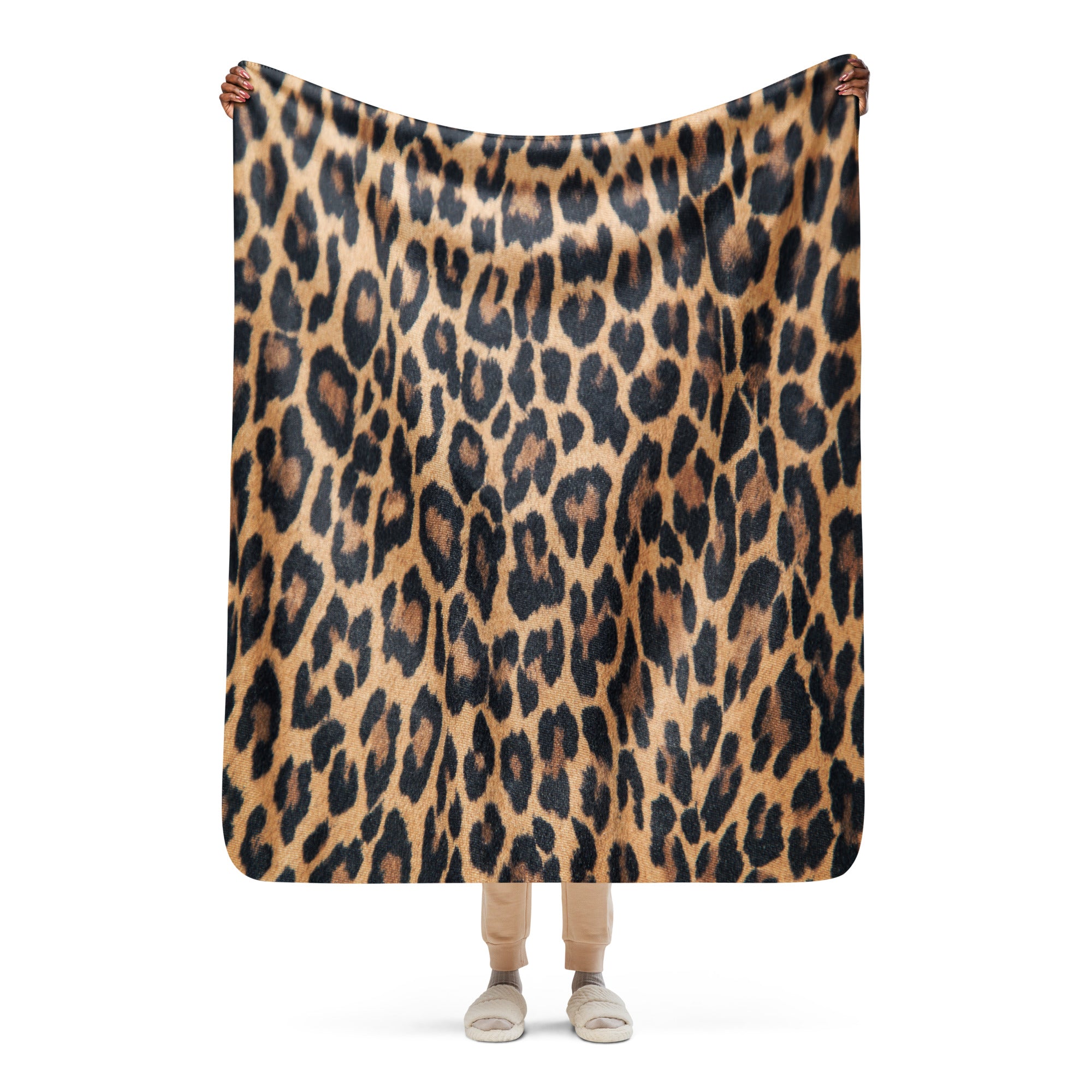 Luxe Leopard Sherpa blanket www.lioness-love.com