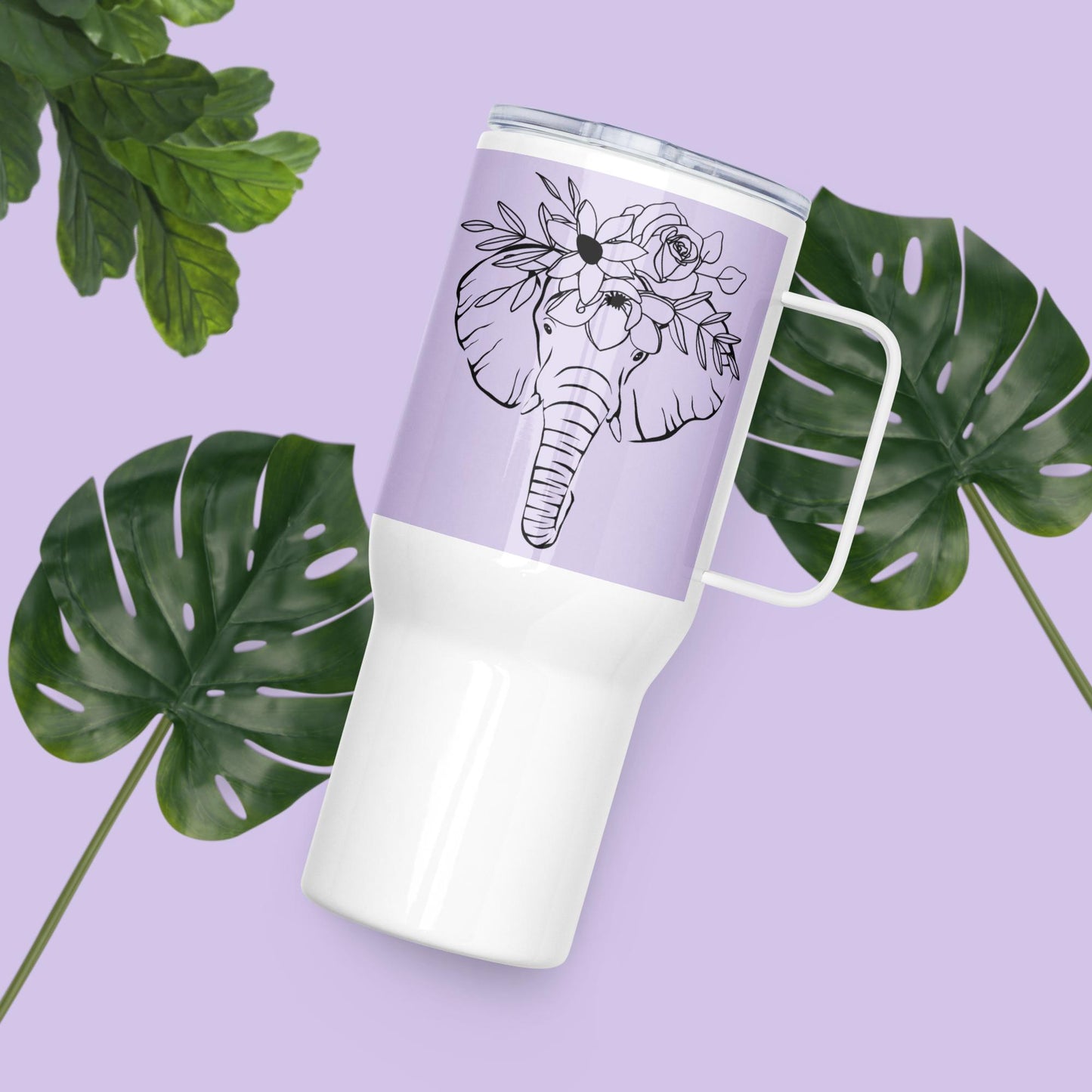 Travel mug with a handle