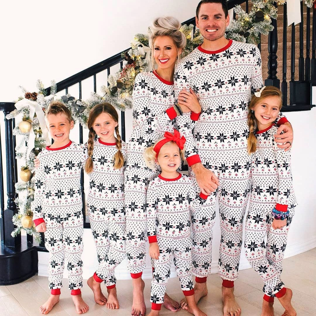 European And American Christmas Parent-child Wear Home wear Suits Pajamas Family pajamas set, lioness-love