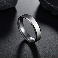 Stainless Steel Gold Ring for Women & Men Fashion Wedding Band Gift