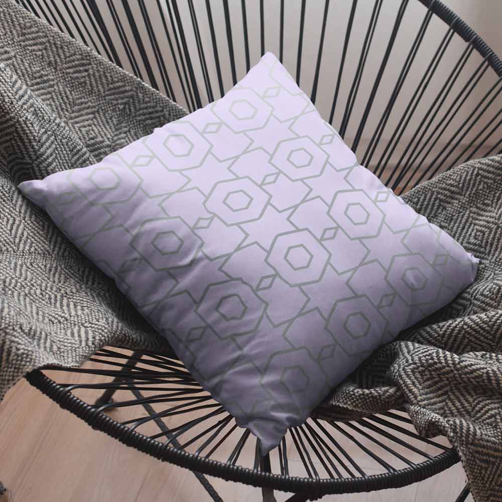 Stylish and comfortable geometric pattern cushion cover