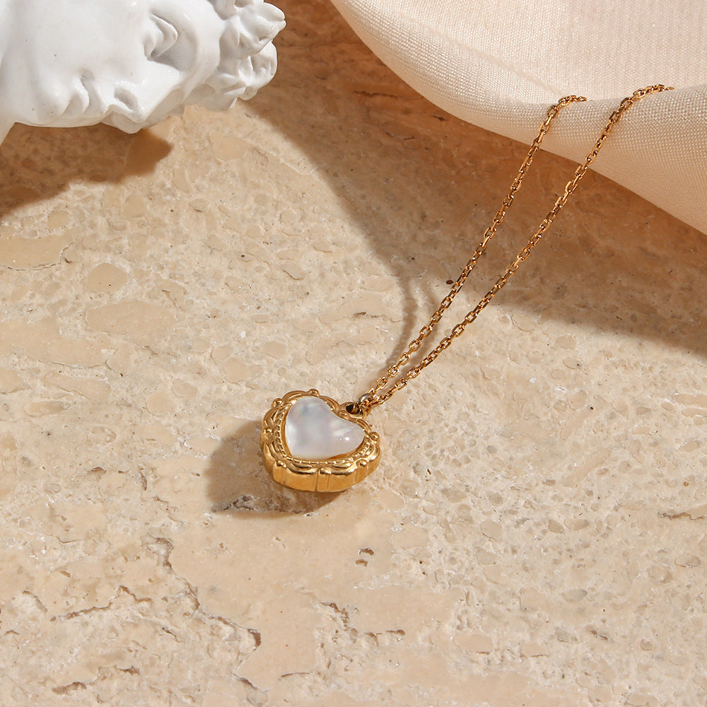 Dainty Gold-Plated Shell Pendant Necklace | Vintage Gift for Her