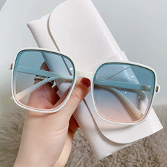 "Vintage Frame Sunglasses: Timeless Style for Modern Trends" lioness-love