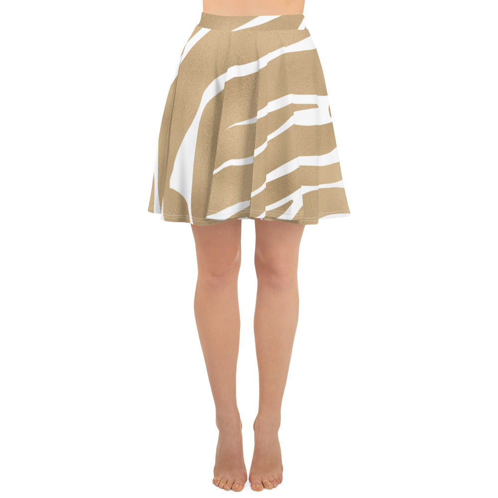 Eye-catching printed skirt in khaki color