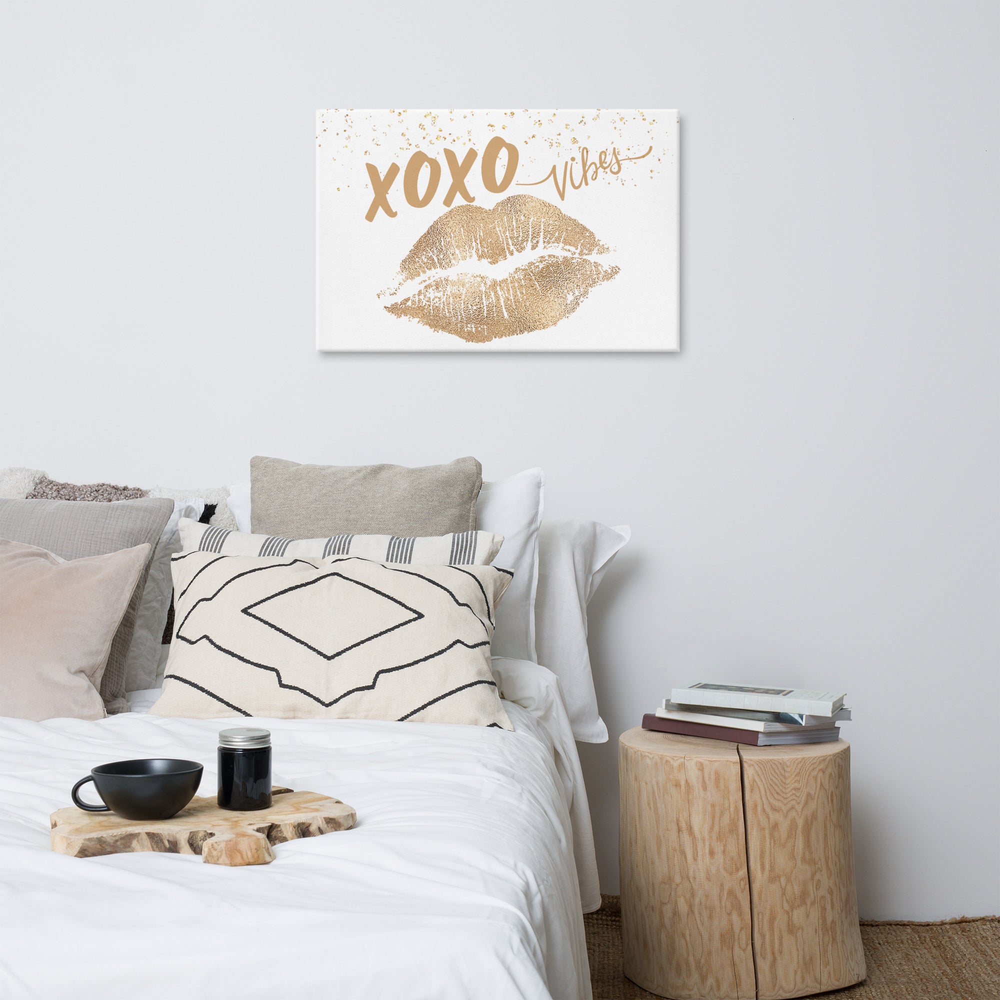 Lips Love Vibes Canvas