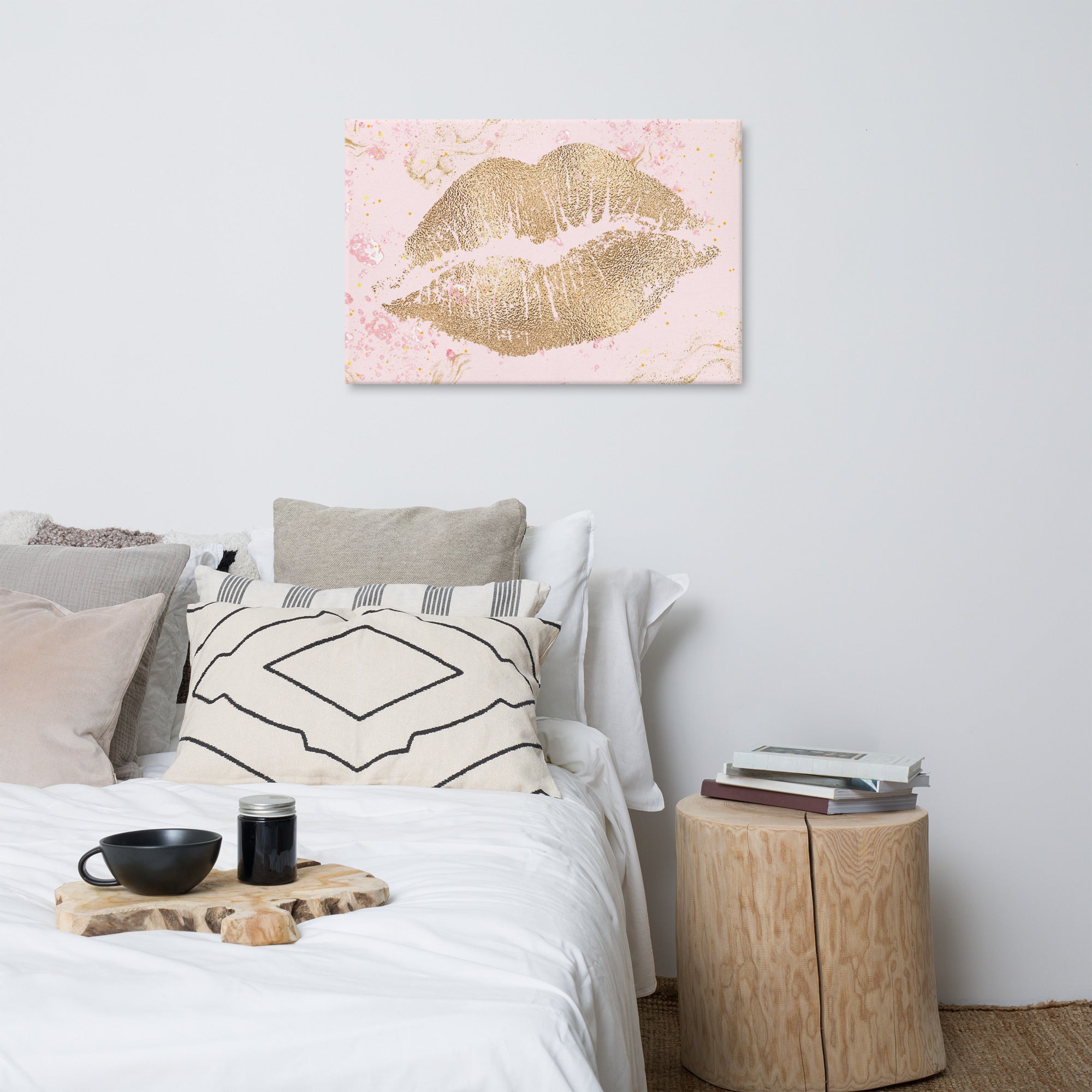 Gold Lips Canvas