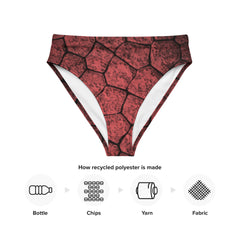 Designed for women who want to make a bold fashion statement, these swimwear bottoms feature a mesmerizing snakeskin pattern that exudes confidence and allure. 